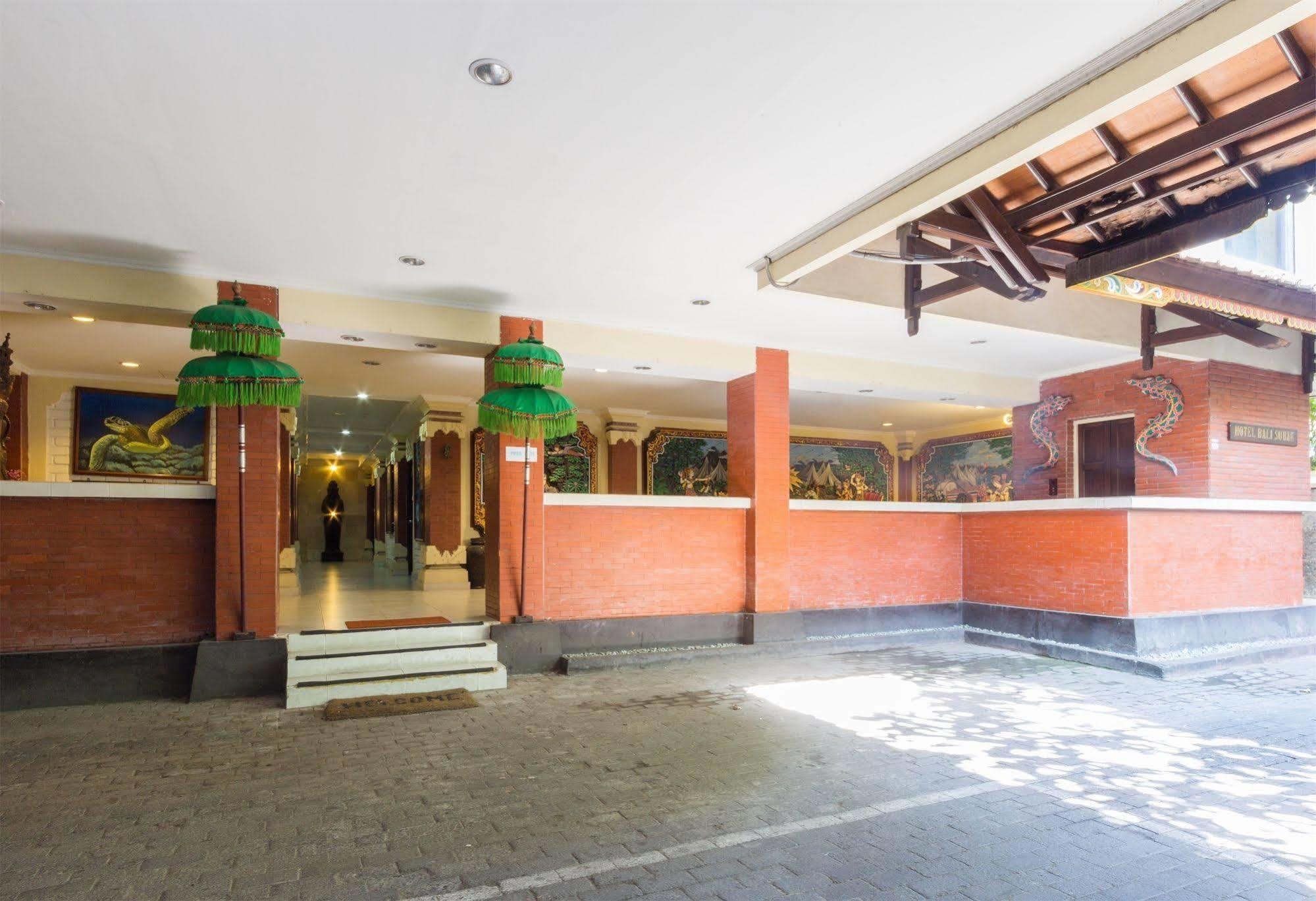 Reddoorz @ Arjuna Double Six Seminyak  Exterior photo