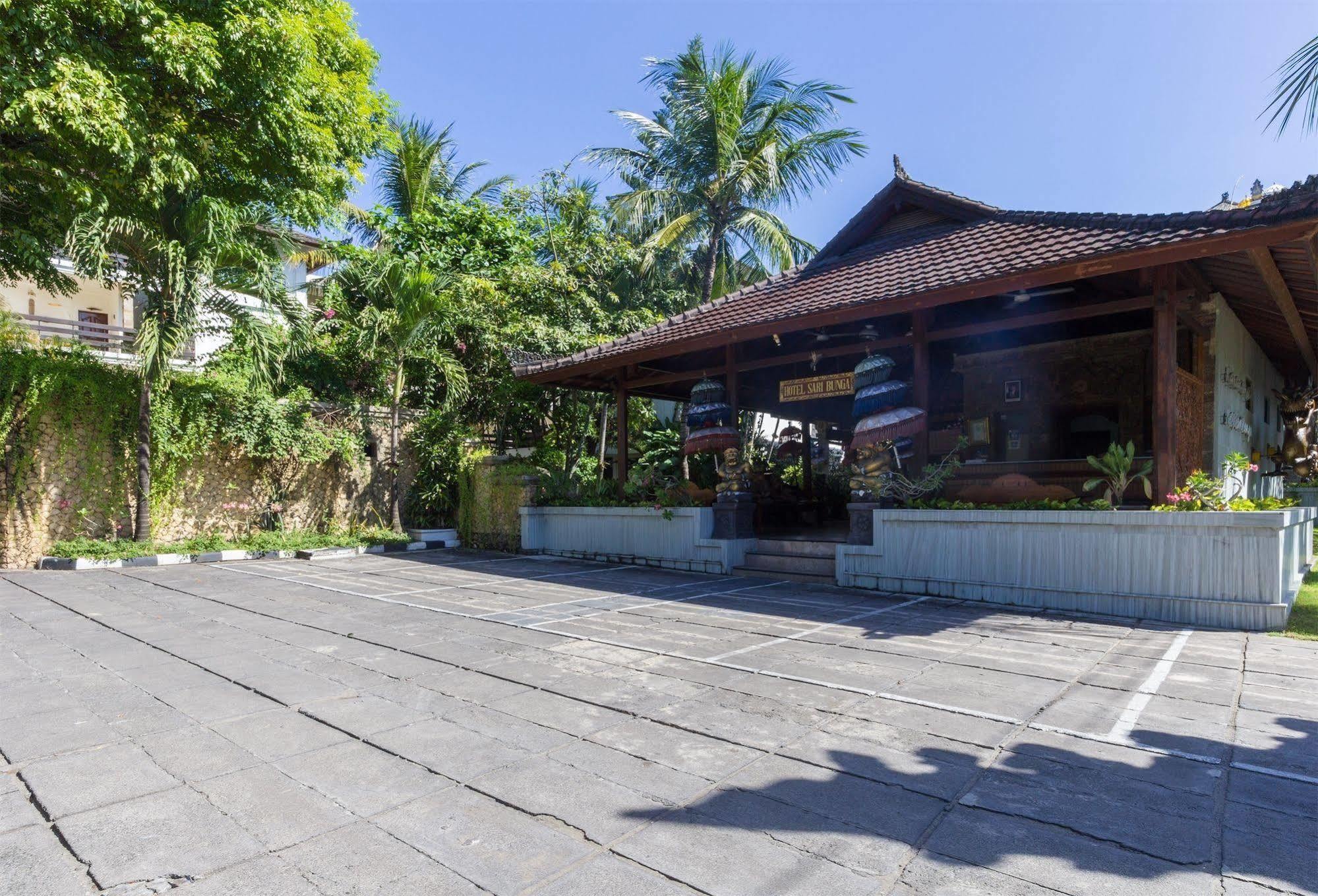Reddoorz @ Arjuna Double Six Seminyak  Exterior photo