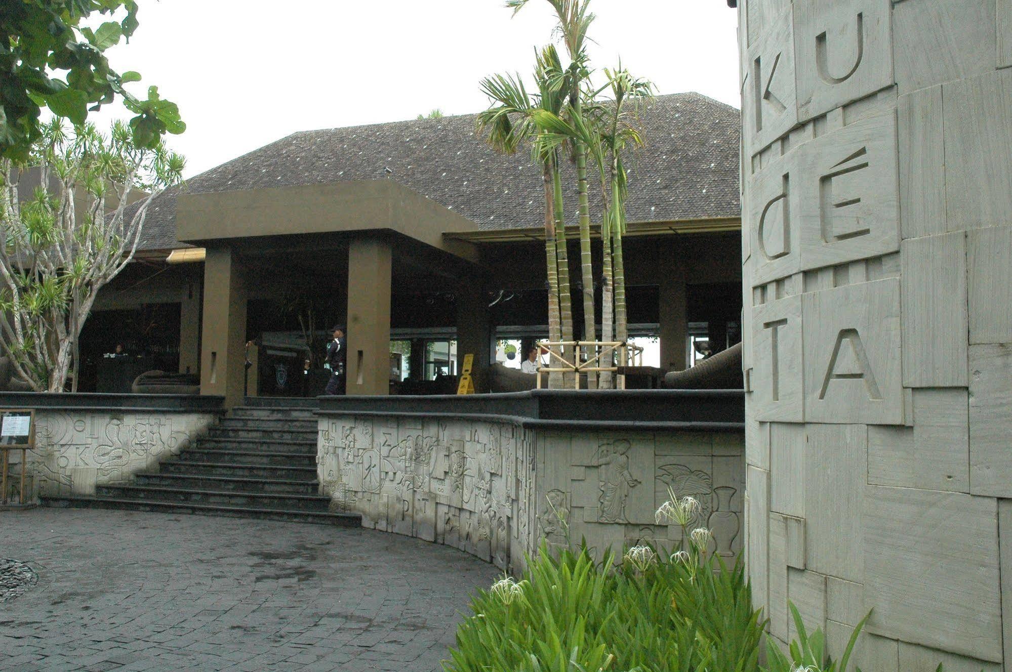 Reddoorz @ Arjuna Double Six Seminyak  Exterior photo